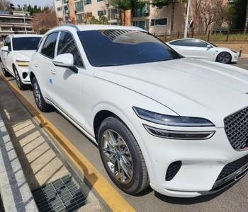 제네시스 GV70: 한국 운전자를 위한 럭셔리 SUV